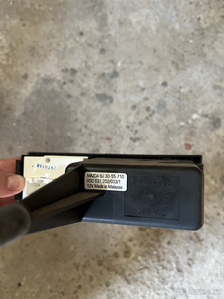 Mazda 323f BJ díly - 4