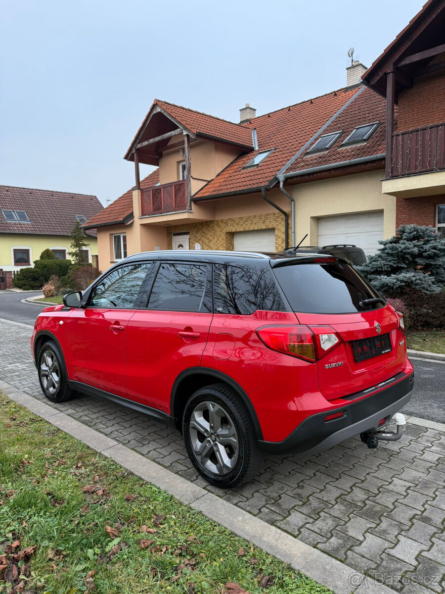 Suzuki Vitara 1.6, automat, tažné, 93tkm - 4