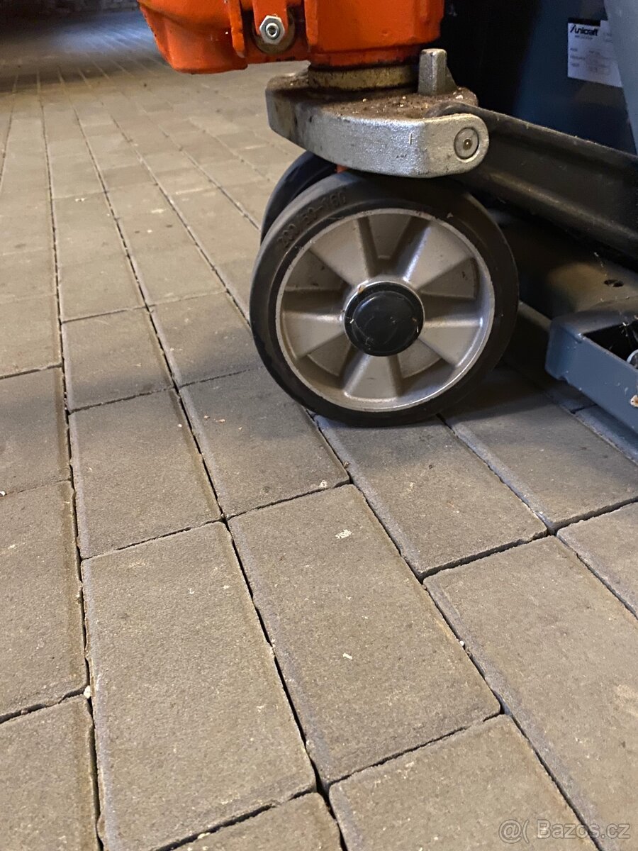 Paletový vozík PHW 2505 - 4