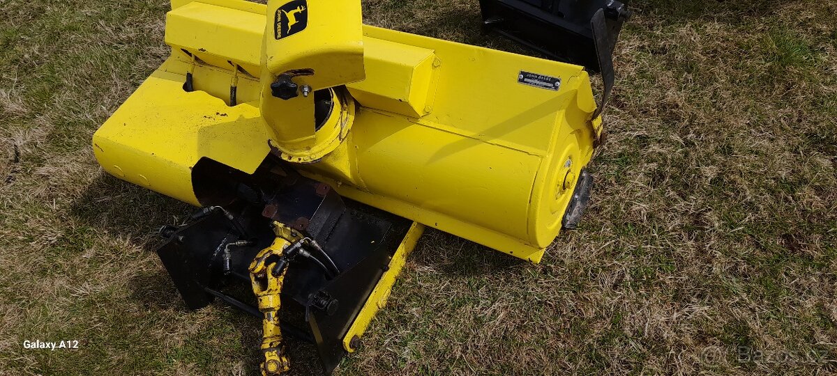 Komunalni traktor - 4