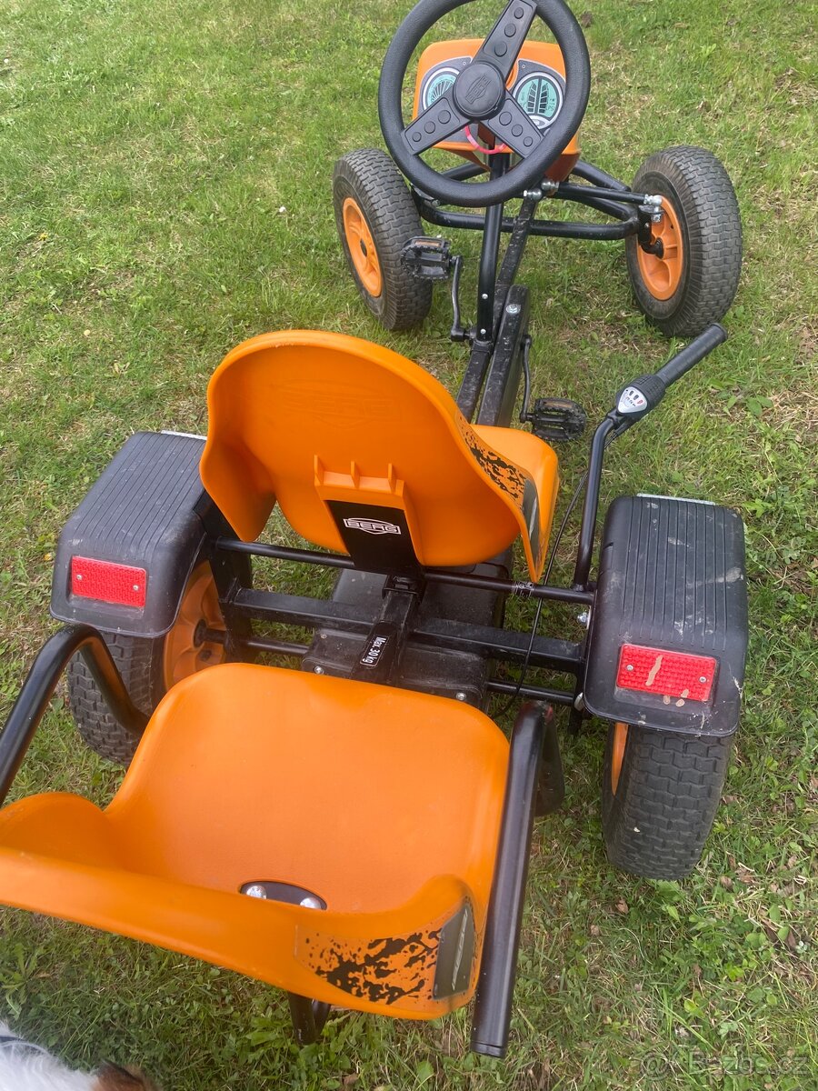 Berg motokára X cross s přívěsem