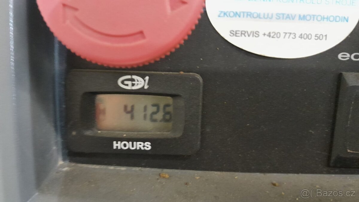 Podlahový mycí stroj TENNANT T 300 E - 4