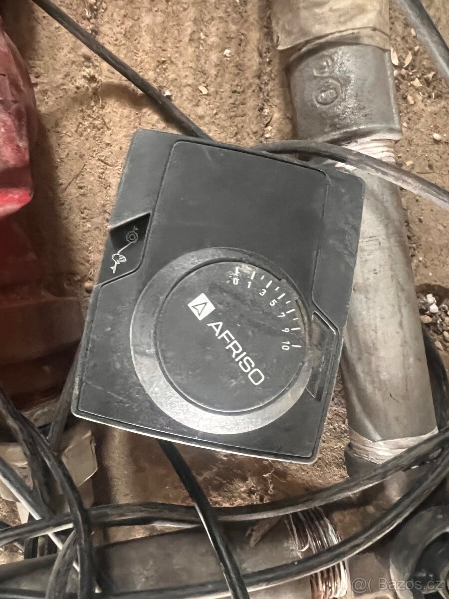 Regulátor, čtyřcestný servo ventil 1”, čerpadlo - 4