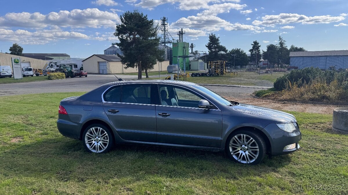Škoda Superb 2.0 TDI CR 125 kW 4x4 Elegance, manuál, tažné - 4