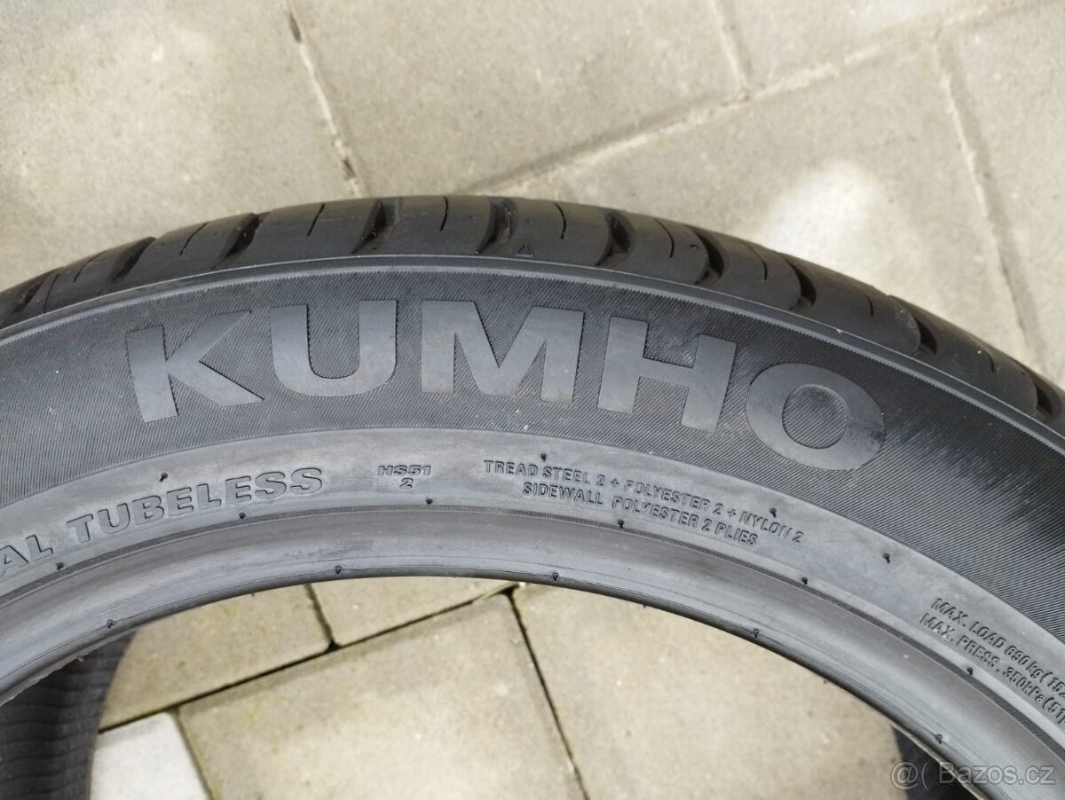 Kumho Solus HS51 245/45 ZR17 95W - 4