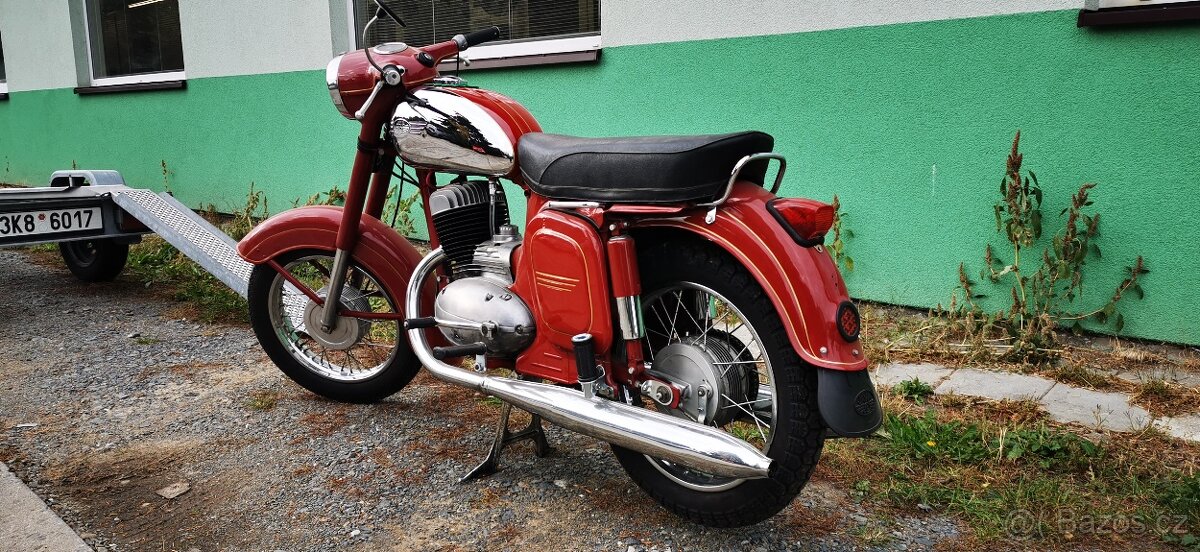 JAWA 250 559 PANELKA S DOKLADY - 4