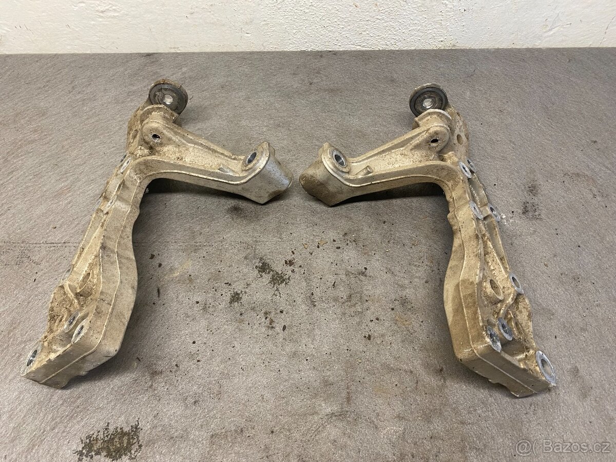 VW GOLF 5 2003-2008 - KONZOLE PŘEDNÍCH RAMEN - 4