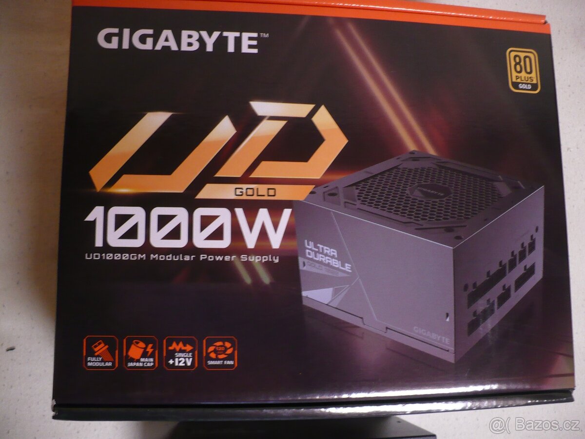 Zdroj GIGABYTE UD 1000 GM - 4
