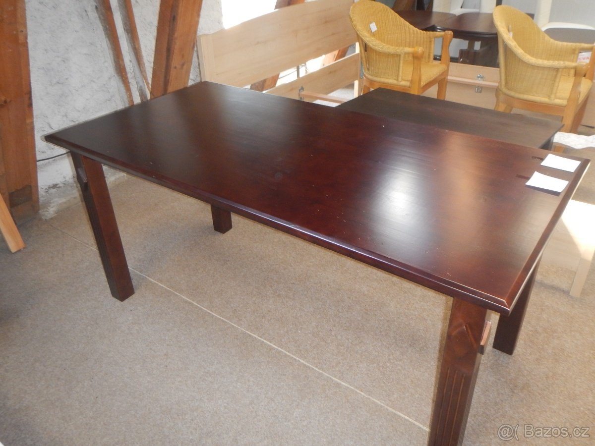 Jídelní stůl A 368 - 4