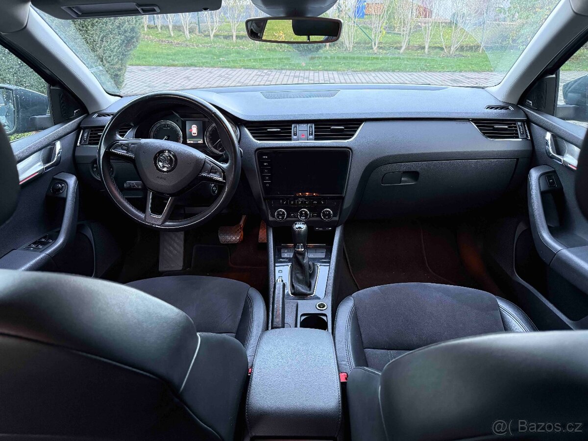 Škoda Octavia III DSG TOP VÝBAVA - 4