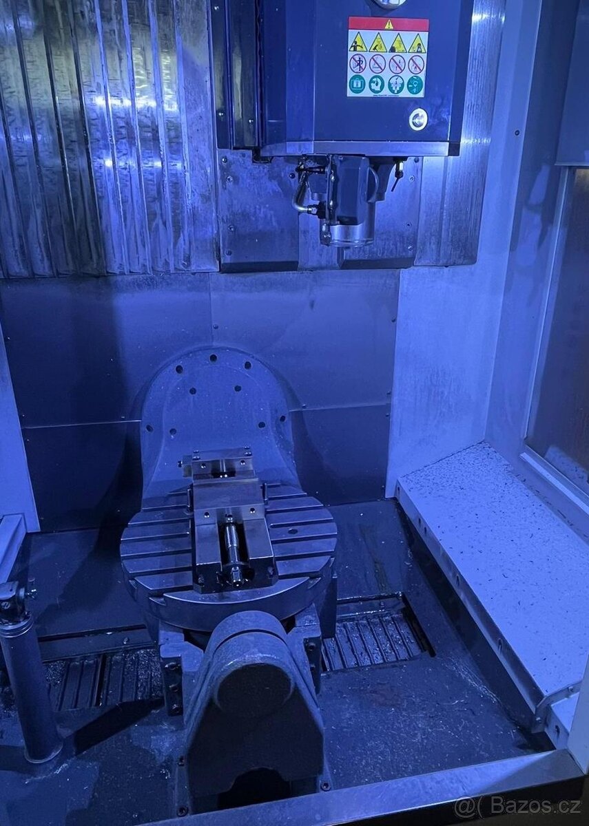 Obráběcí centrum (Univerzální) HAAS UMC 750 - 4