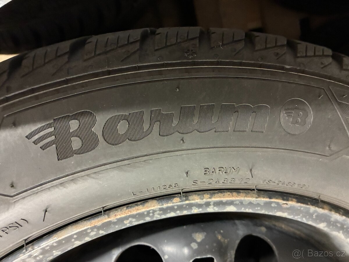 Zimní pneu + plechový disk Škoda Fabia, cena za 1ks - 4