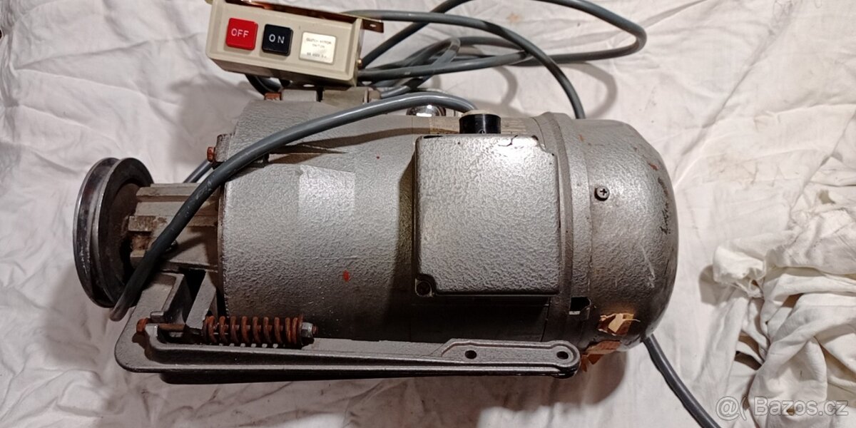 overlock průmyslový GEMSY - 4