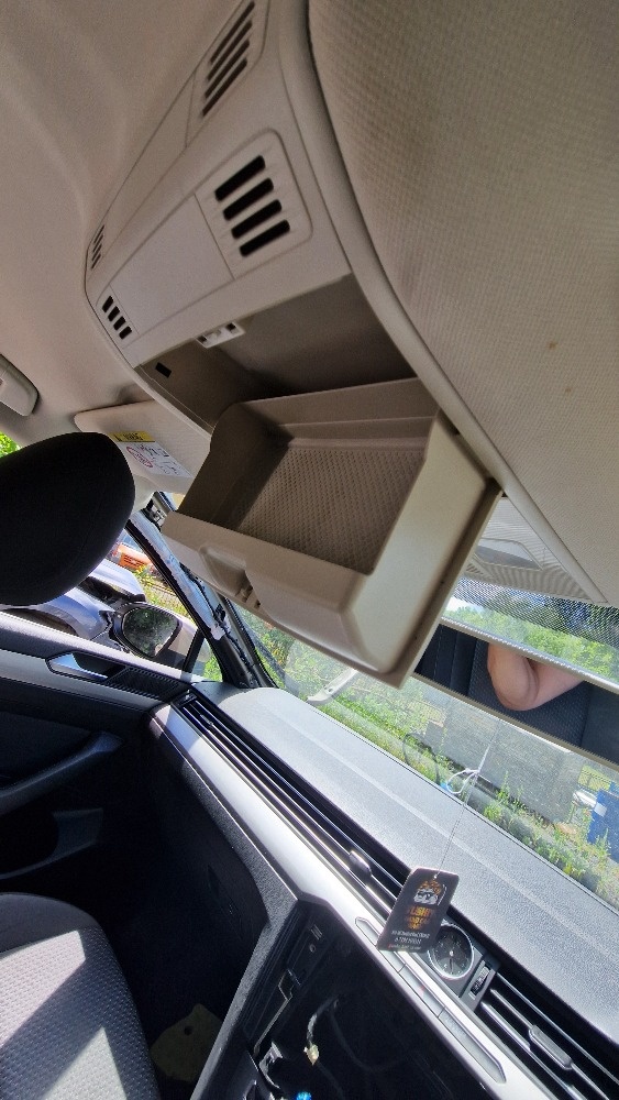 VW passat B8 sedan karoserie, motor DCX 1,6 + CKF 2,0 110kW - 4