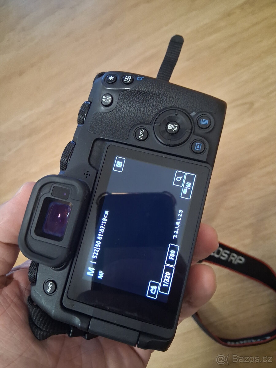 Fotoaparát Canon RP - 4