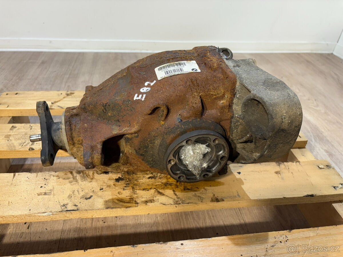 // Zadní Diferencial BMW 120d e82 coupe // - 4