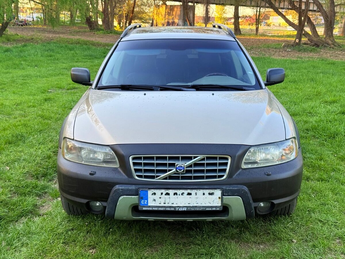 Volvo XC70 2.4 - 4