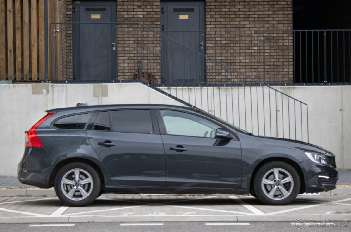 Volvo V60 A/T 84kW - 4