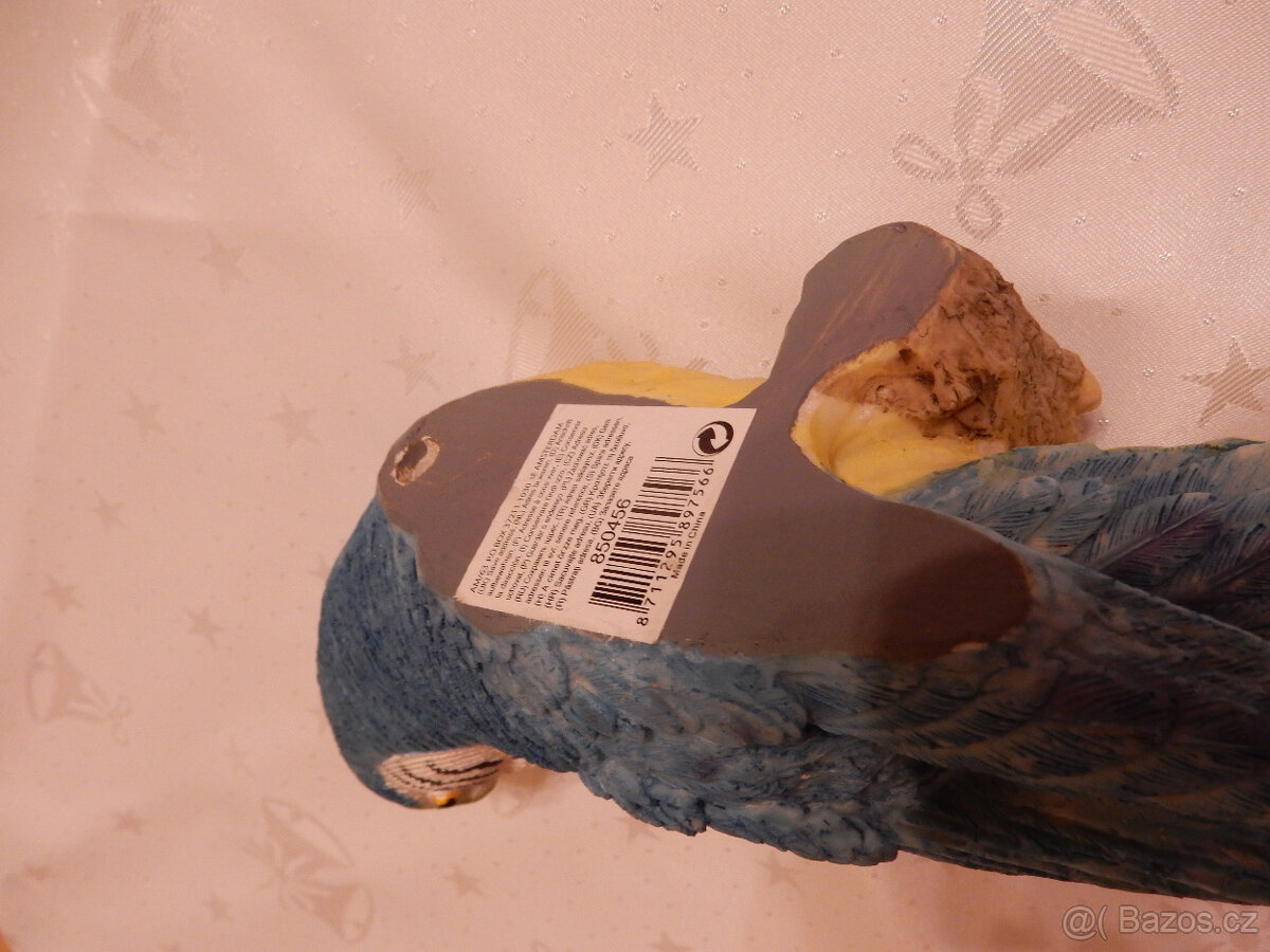 Prodám zahradní dekoraci na pověšení-Papoušky 4ks - 4