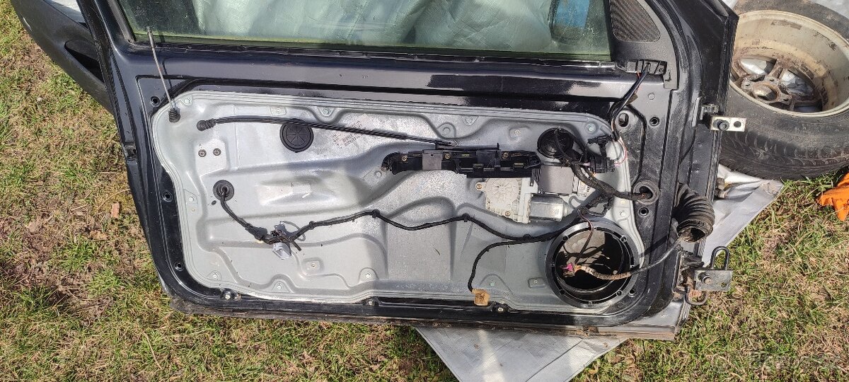 Vw golf IV dveře - 4