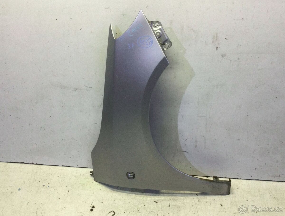 Levý přední blatník Škoda Fabia II 2007–2014 - 4