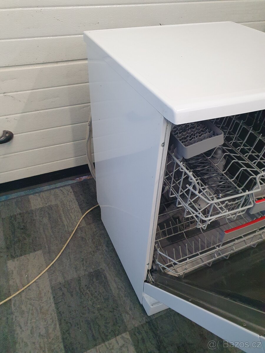 Myčka nádobí Siemens SMS46GW0E A++ - 4