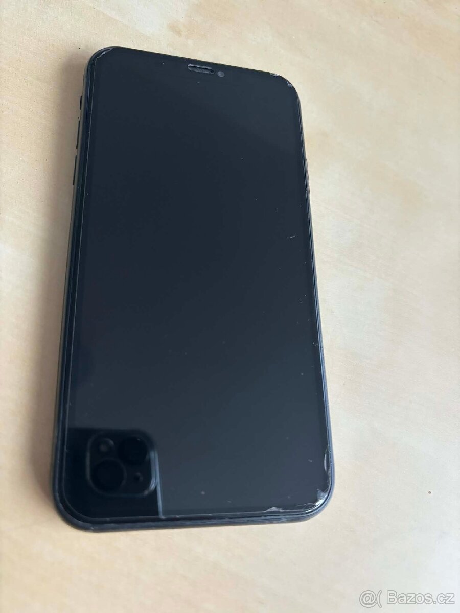 Iphone xr - 4