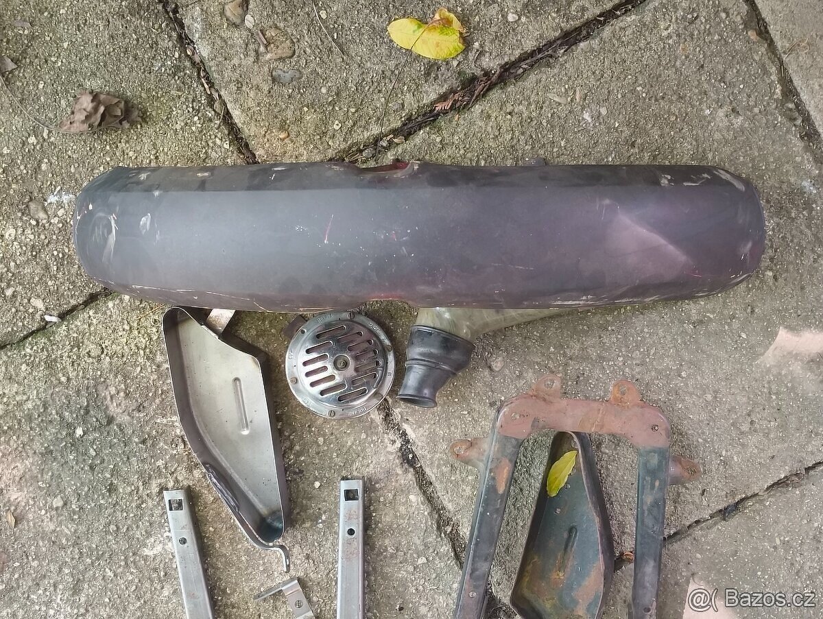 Díly Jawa Californian I-IV 250 350 362 590 591 361 - 4