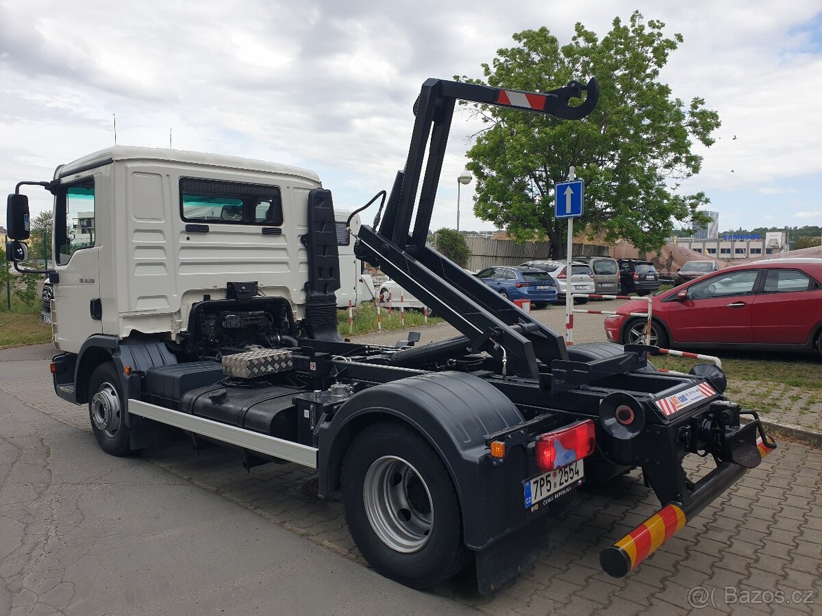 Man tgl 12.240 nosič kontejnerů - 4