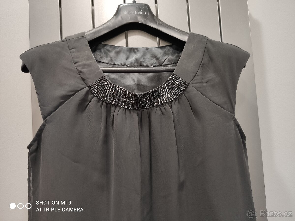 Šedé večerní šaty s kamínky značka TATUUM - 4