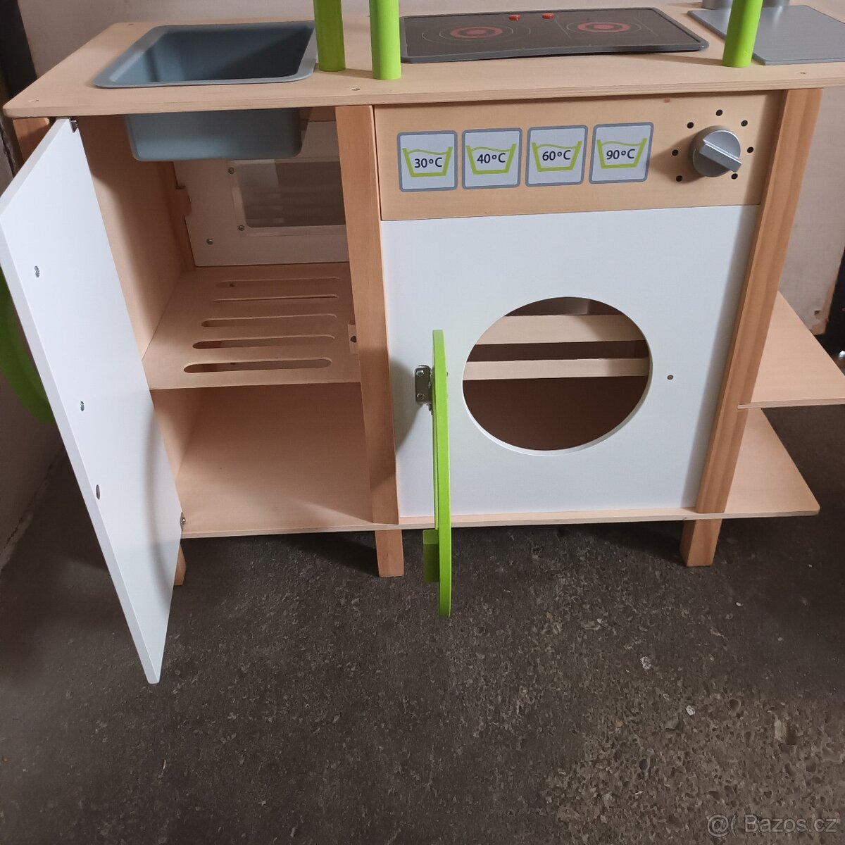 Dětská dřevěná kuchyňka - 4