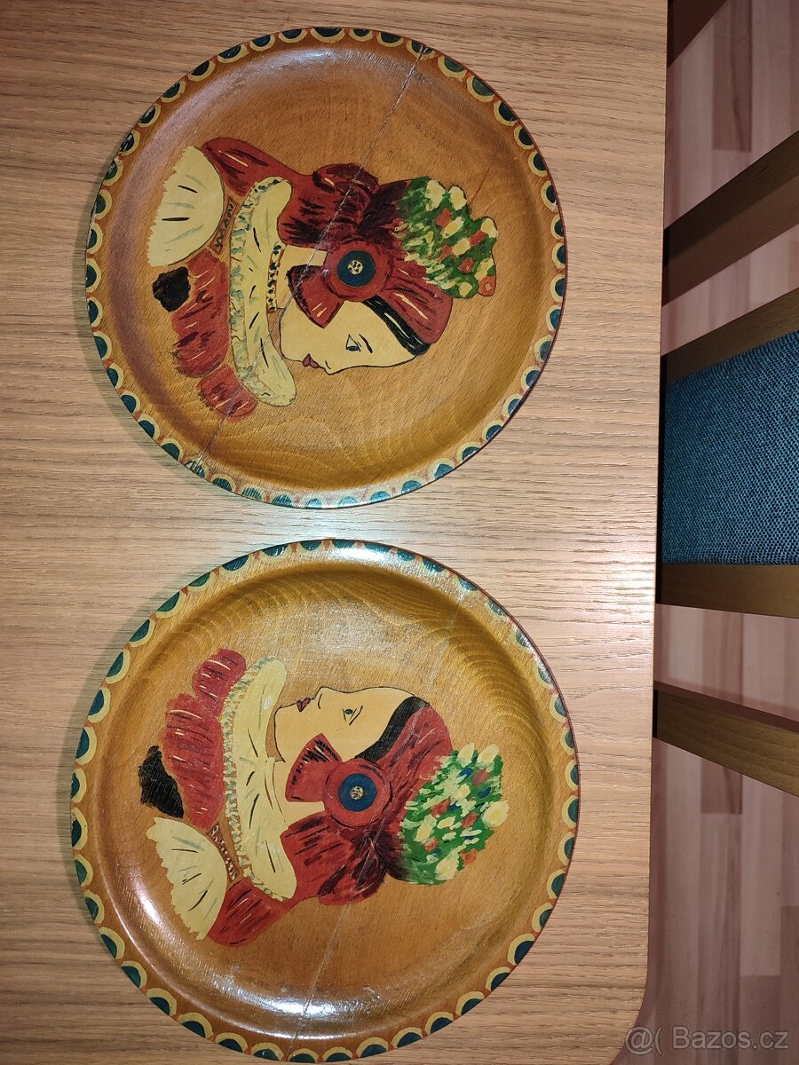 Dřevěné talíře - 4