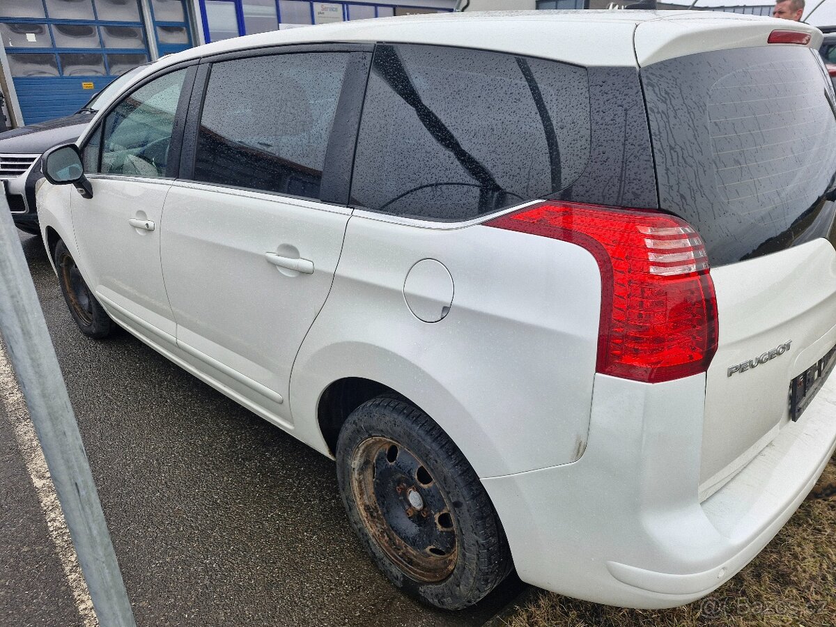 Peugeot 5008 rv.2012 - 4