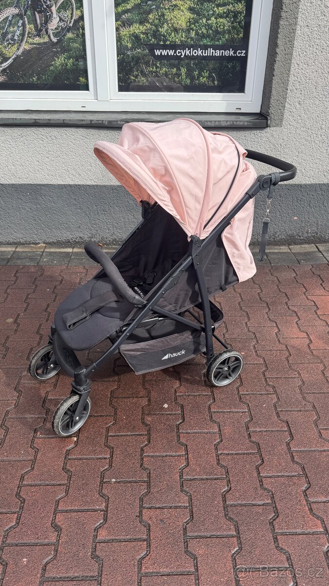 Kočárek Hauck Rapid 4R Plus - 4