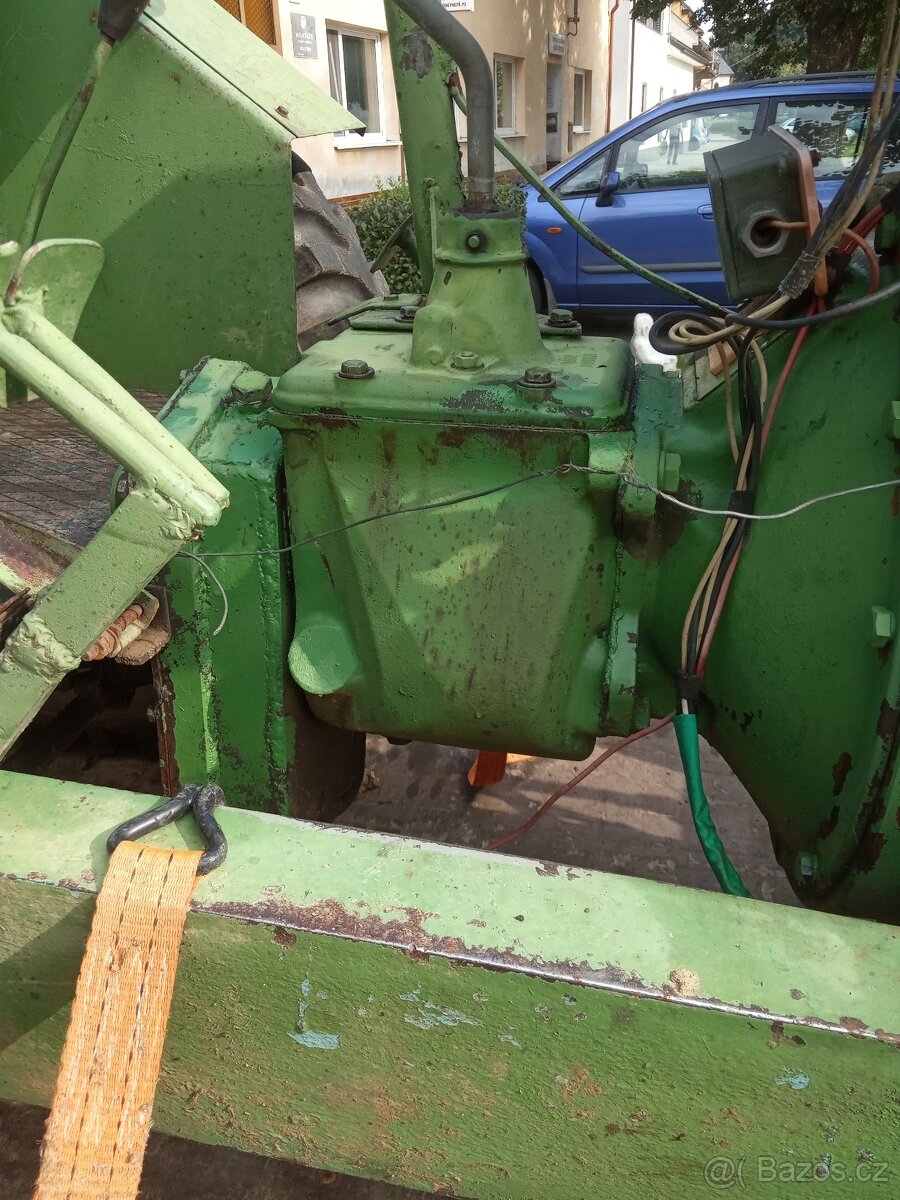 Traktor Slavia 1S100k sleva - 4