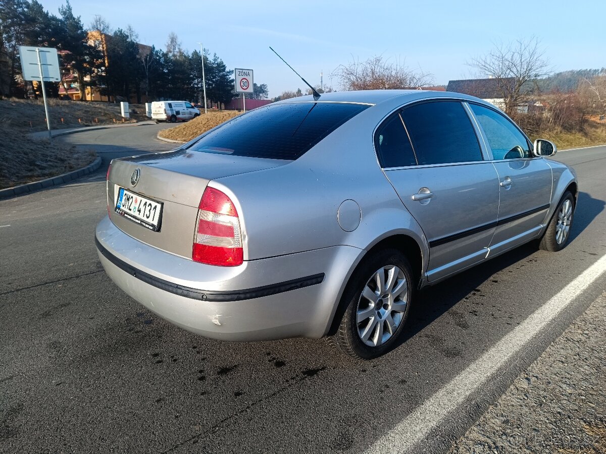 Škoda Superb 2.0TDI - 4