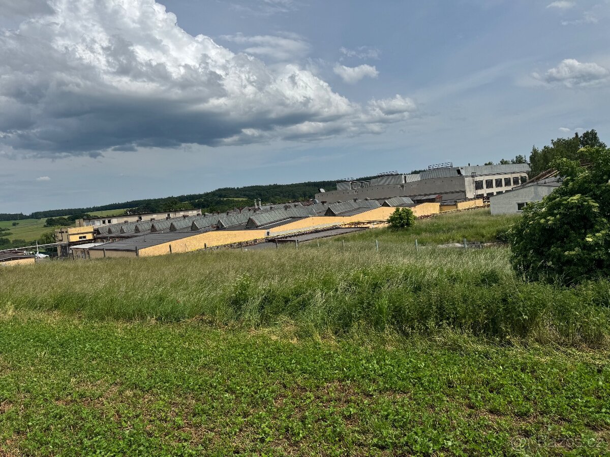 Prodám pozemek v obci ZBIROH - 4