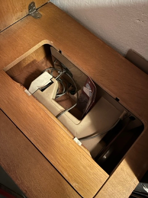 Šicí stroj Lucznik 414 - 4