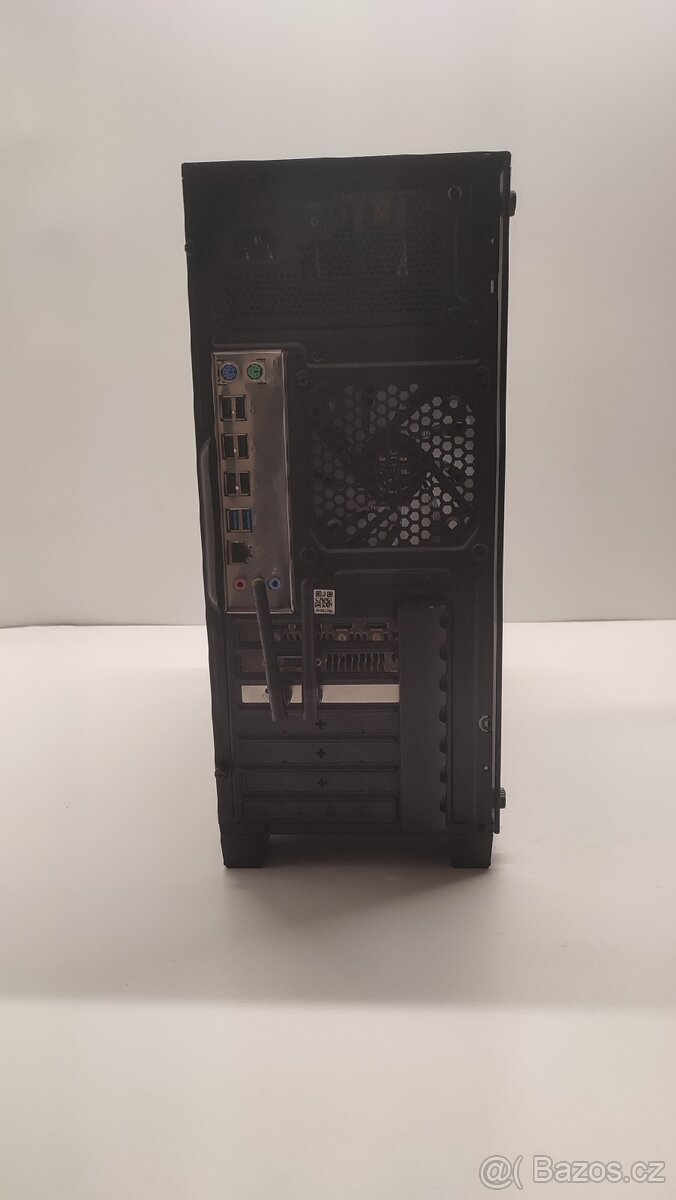 Herní počítač gamemax - 4