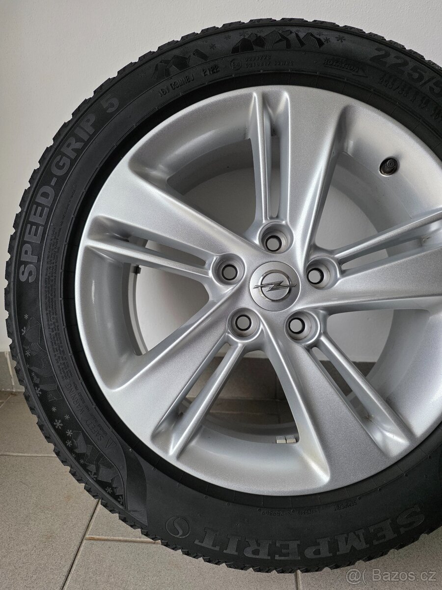 Orig. Opel Insignia 5x115 Zimní 225/55/17 - Top - 4