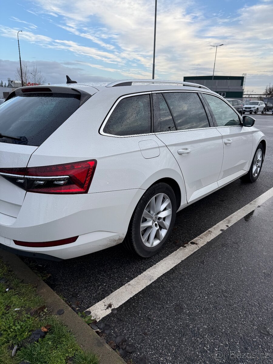 Škoda Superb. 110 kw. Webasto. Premium - 4