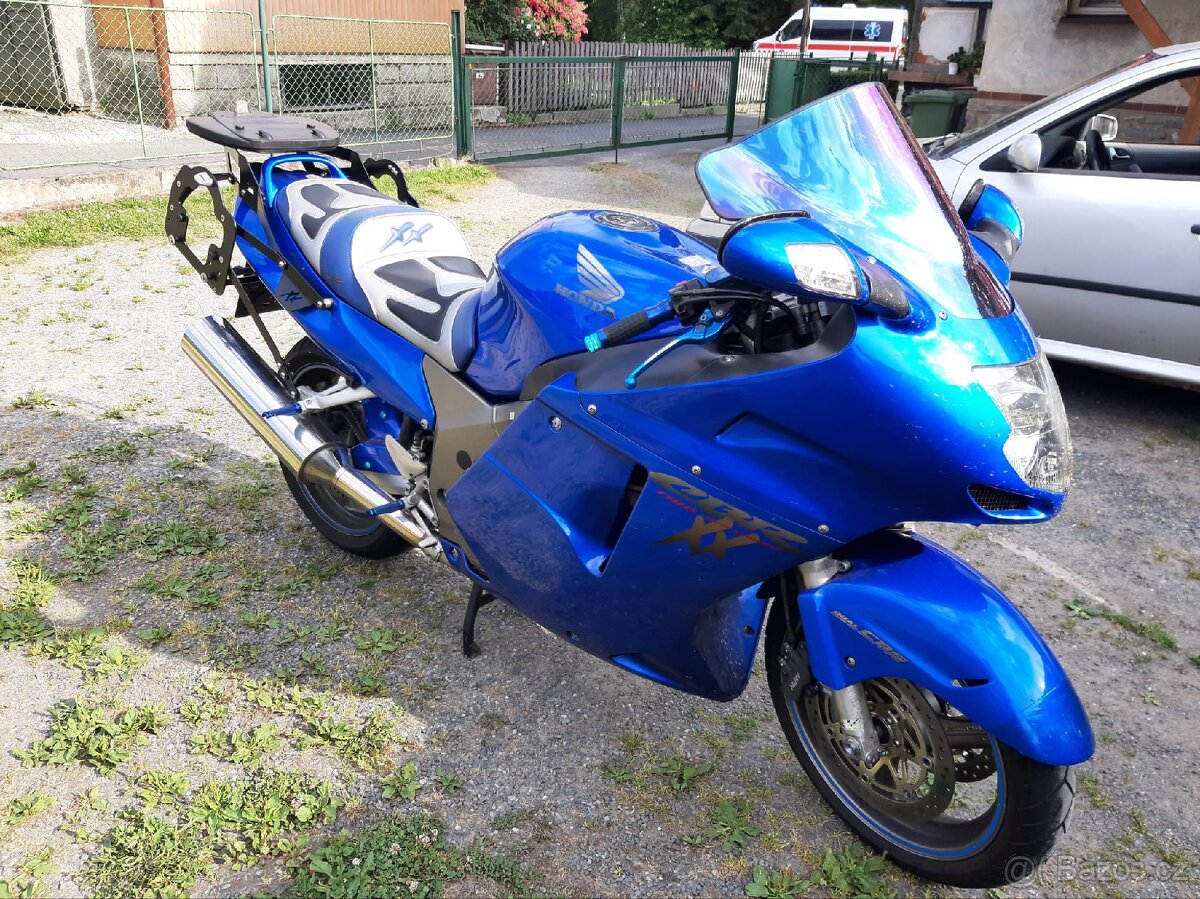 Honda CBR 1100 Blackbird - 4