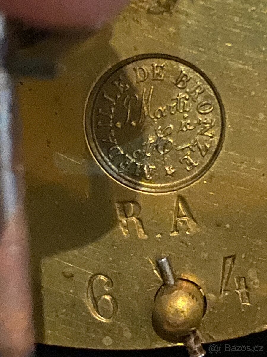 Hodiny s garniturou-Francie - 4