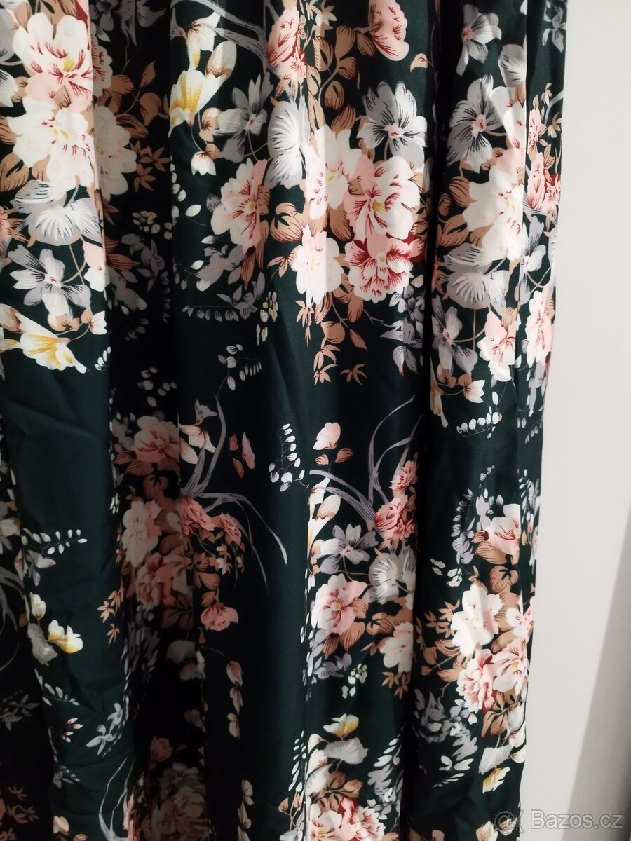Zelené květinové boho šaty - 4