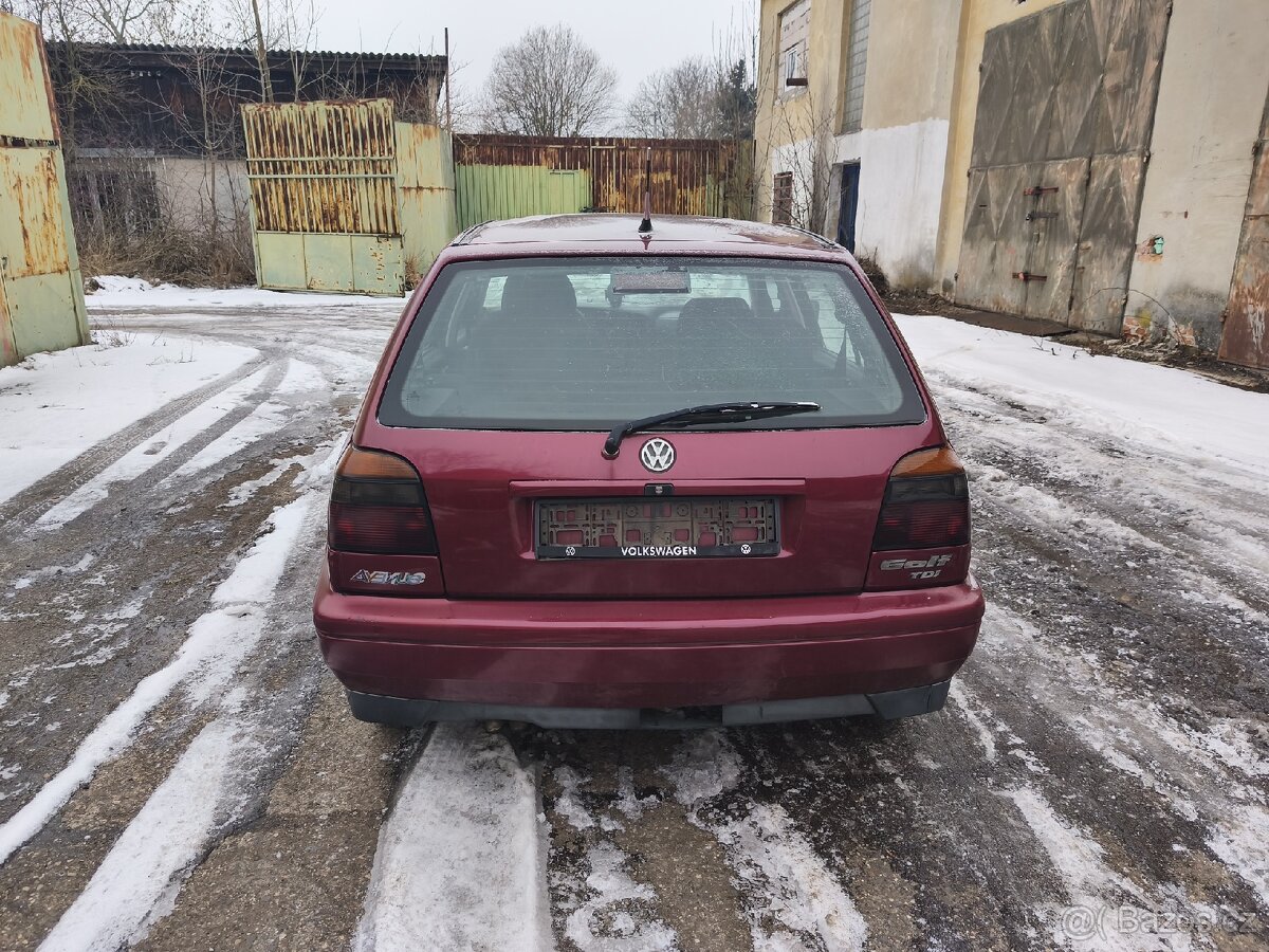 Náhradní díly Golf 3 1.9 Tdi 66Kw motor 1Z - 4