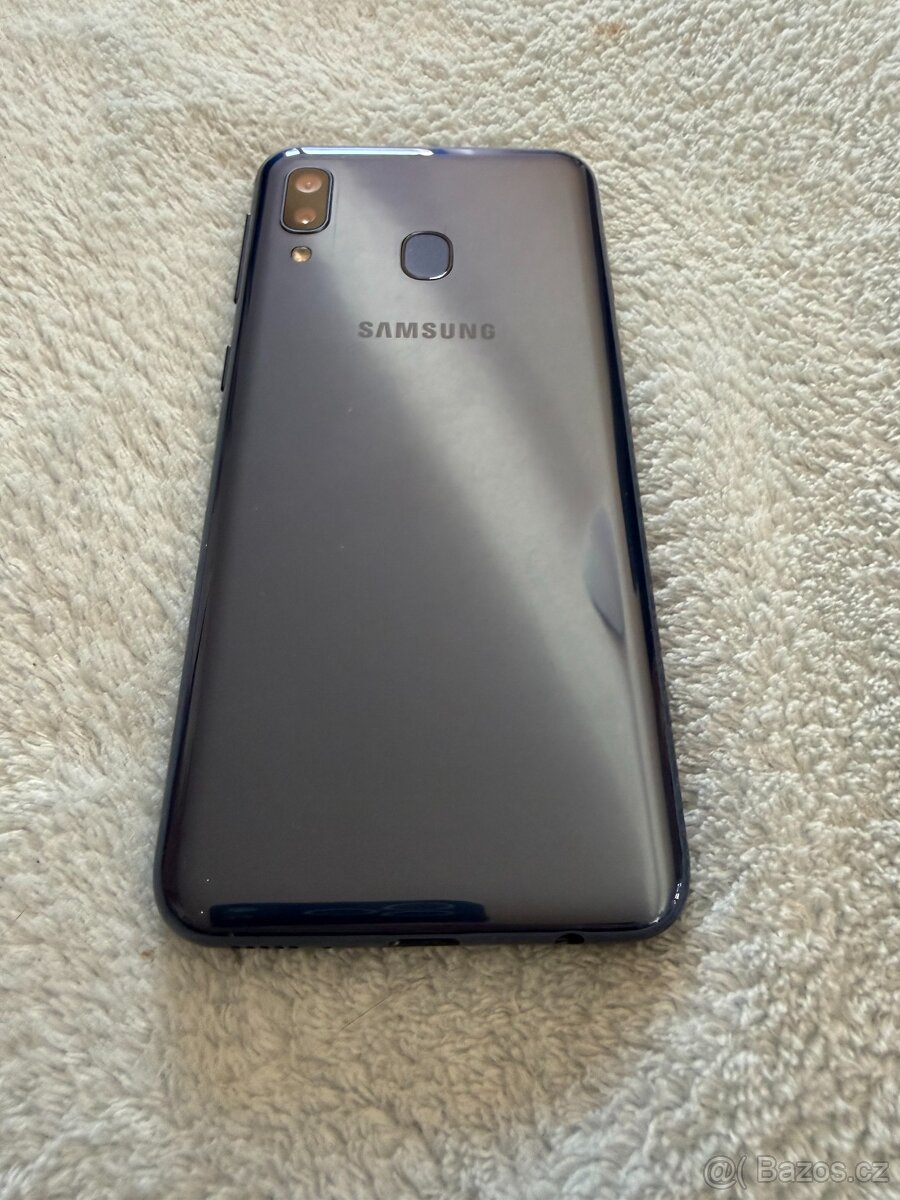 Samsung Galaxy A20e - 4