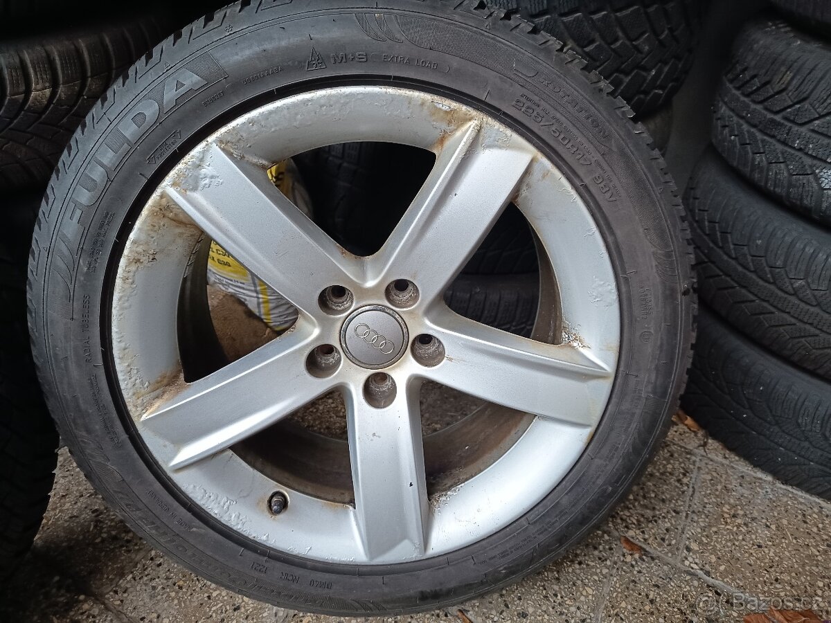 225/50R17 Audi - 4