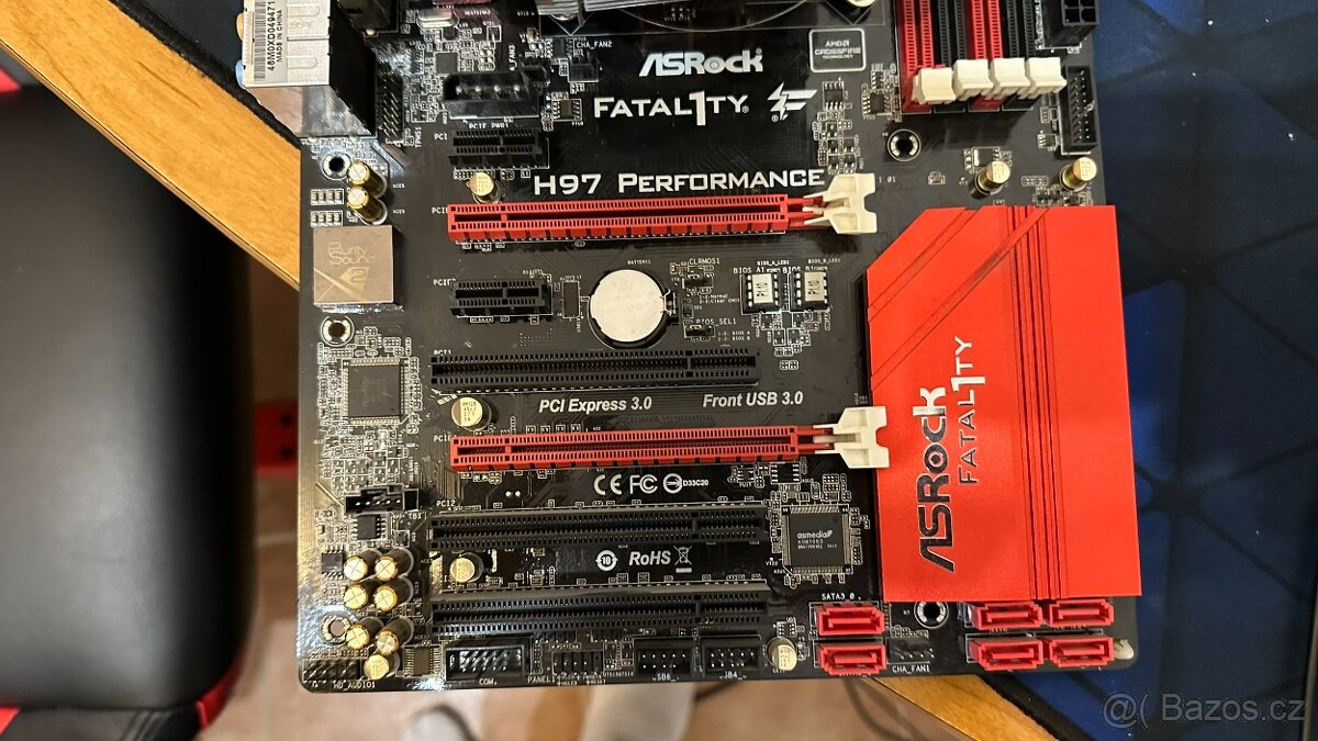 Fatal1ty H97 Performance + i7-4790K (4C/4T) - 4