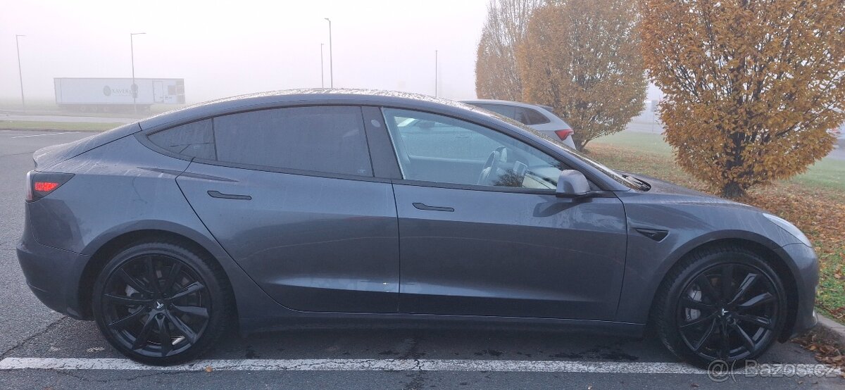 Tesla model 3 LR AWD, záruka do 11/27 cena vč. DPH - 4
