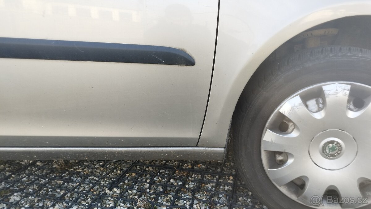 Škoda Roomster 1,6 benzín - 4